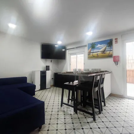 Seventy House By Furabeach * 푸라도우로