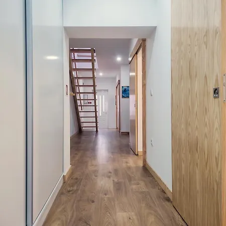 Seventy House By Furabeach